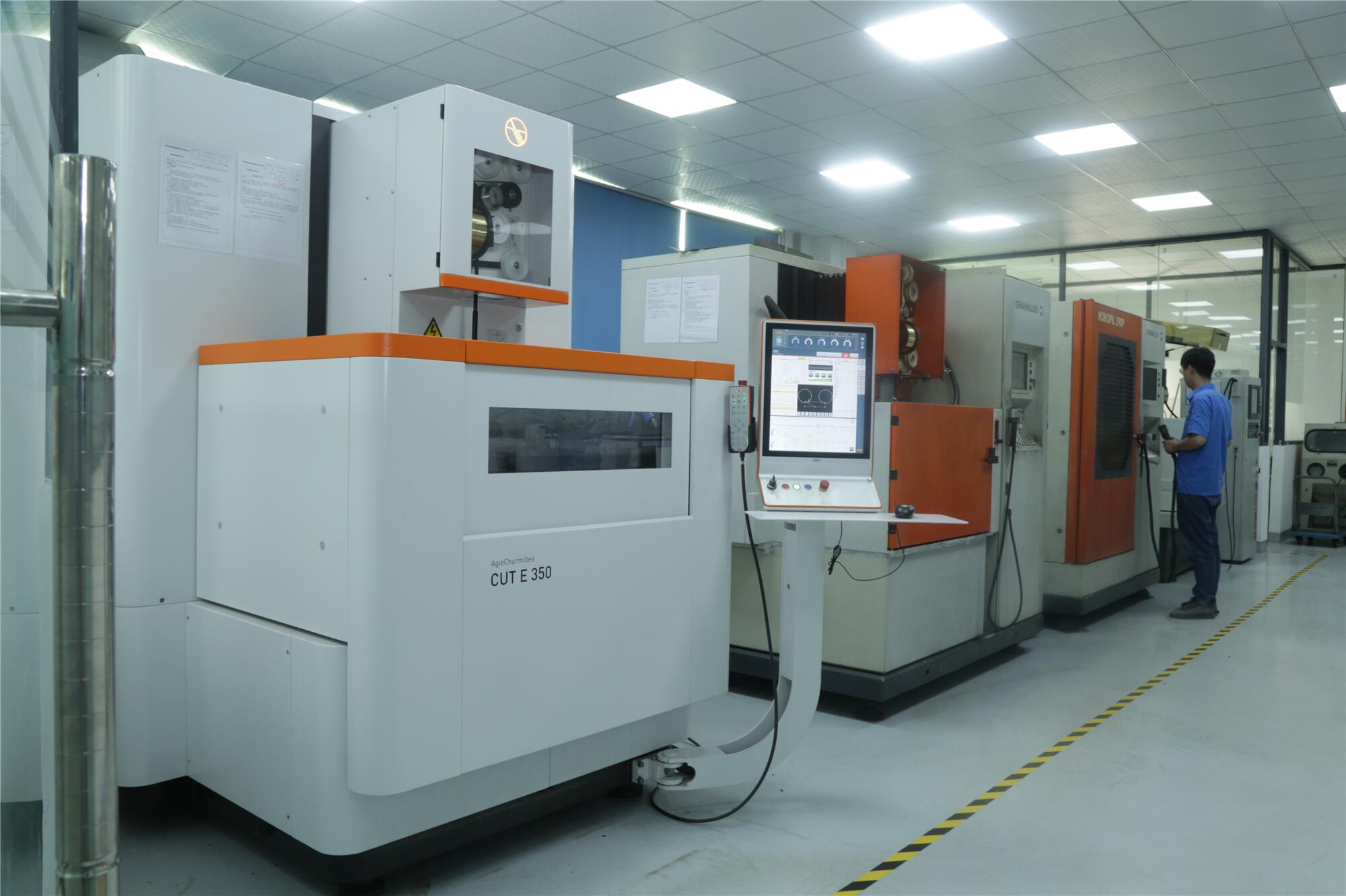 Worm gear plastic mold